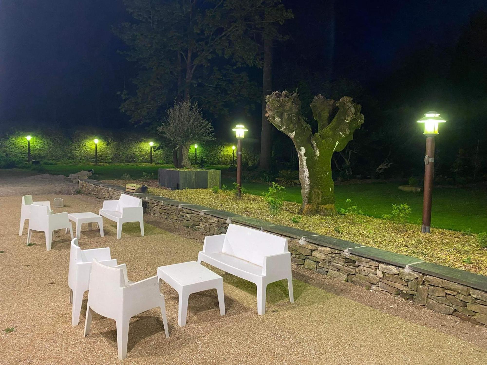 Manoir Du Menec Chambre Le Folgoet Esterno foto