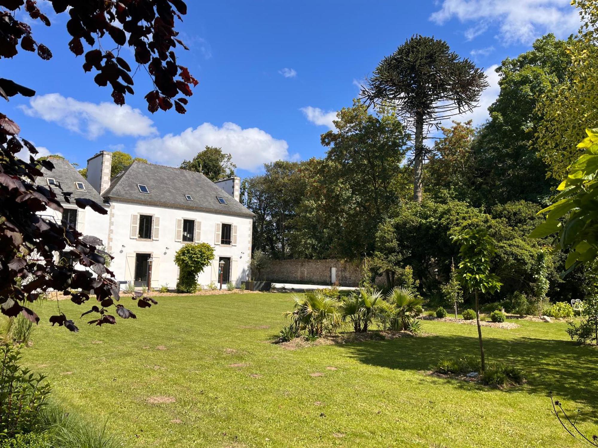 Manoir Du Menec Chambre Le Folgoet Esterno foto